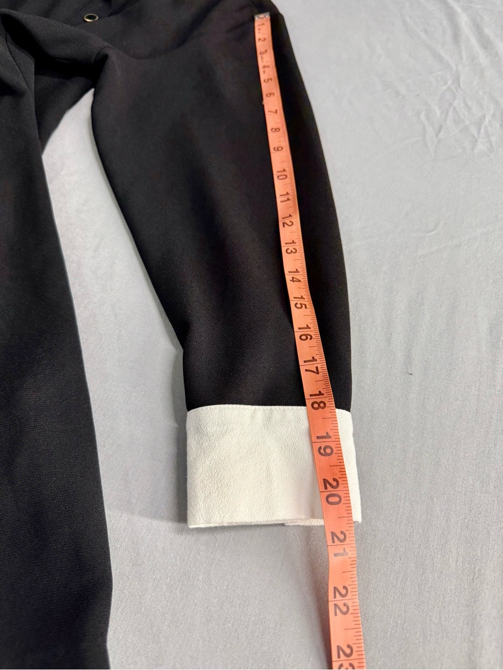 Zara Black Long-Sleeve Shirt Dress with White Collar and Cuffs - Picture 3 of 8